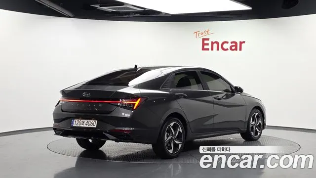 Фотография автомобиля — Hyundai AVANTE