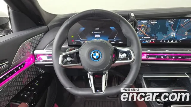 BMW i7 G70 — Фото автомобиля 19