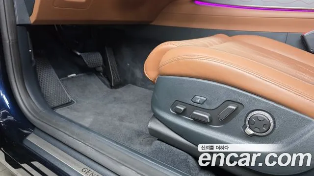 Genesis GV70 — Фото автомобиля 29