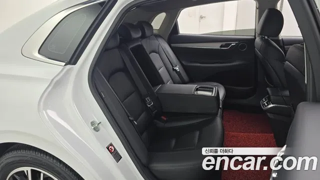 Hyundai Grandeur — Фото автомобиля 11