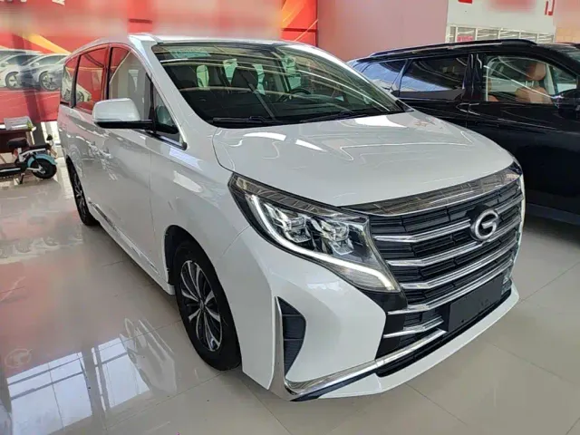 GAC Trumpchi M8 — Фото автомобиля 3