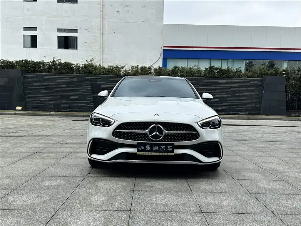 Mercedes-Benz Mercedes-Benz C-Class 2025 Facelift C 260 L Sport Edition — Фото автомобиля 2