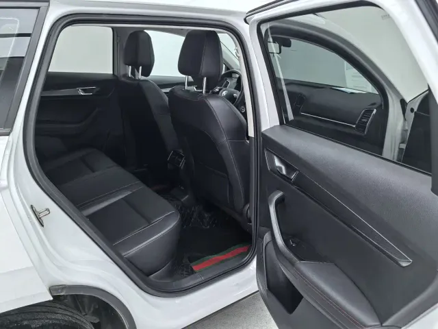 Skoda Karoq — Фото автомобиля 11