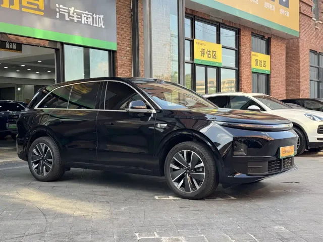 Li Auto L6 — Фото автомобиля 3