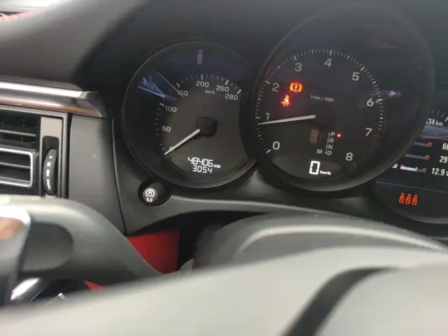 Porsche Macan — Фото автомобиля 13
