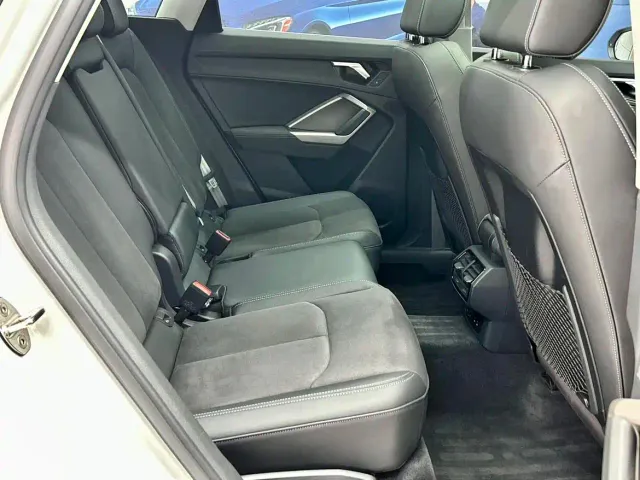 Audi Q3 — Фото автомобиля 11