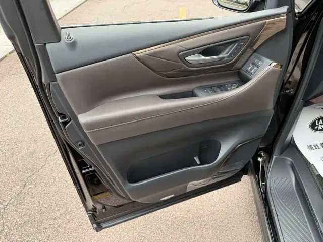 Toyota Alphard — Фото автомобиля 6