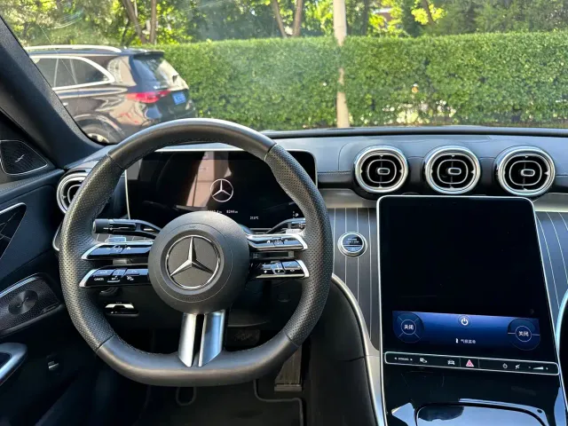 Mercedes-Benz C-Class — Фото автомобиля 16