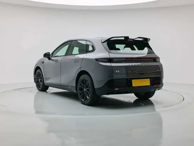 Leapmotor Lafa 5 — Фото автомобиля 5