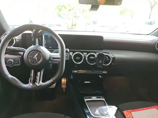 Mercedes-Benz CLA-Class — Фото автомобиля 6