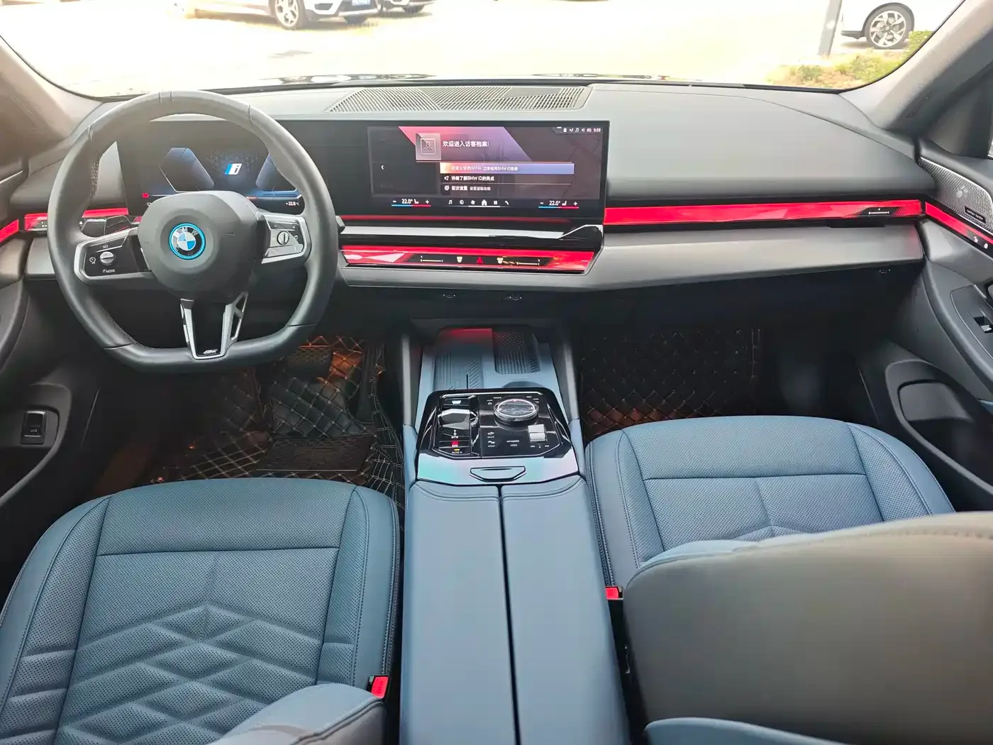 BMW BMW i5 2024 eDrive 35L Premium Model M Sport Package — Фото автомобиля 11