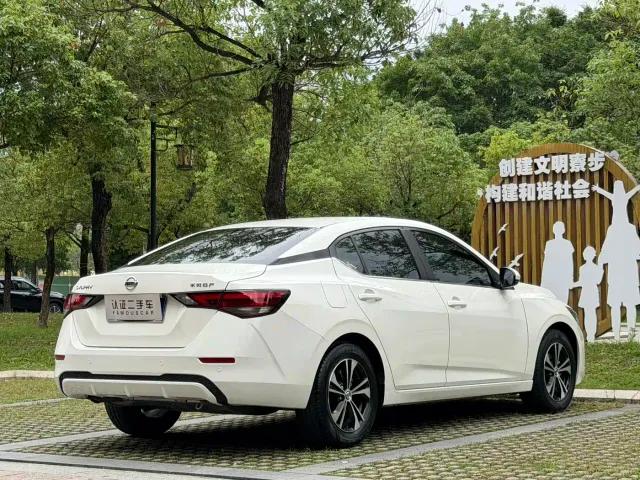 Nissan Sylphy — Фото автомобиля 7