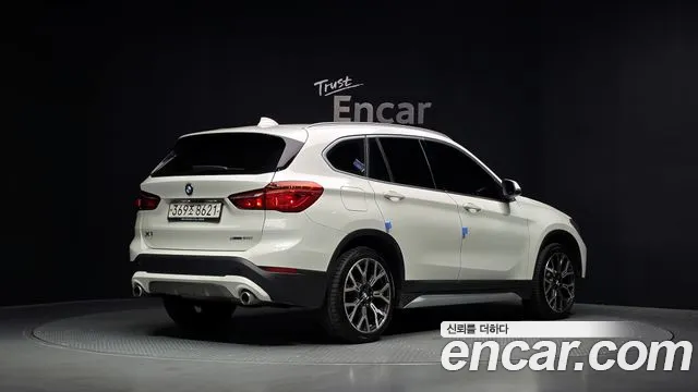 BMW X1 — Фото автомобиля 2