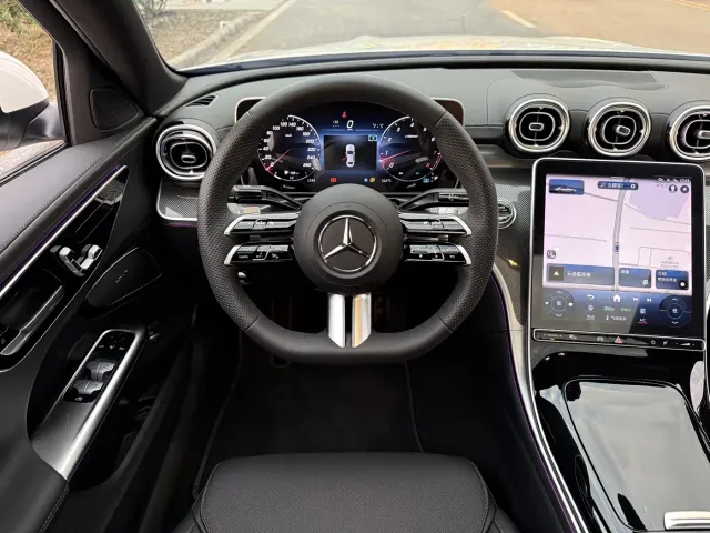 Mercedes-Benz C-Class — Фото автомобиля 12