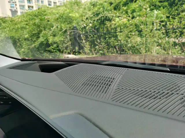 BMW 5 Series — Фото автомобиля 30