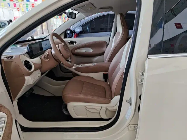 Wuling Bingo — Фото автомобиля 12