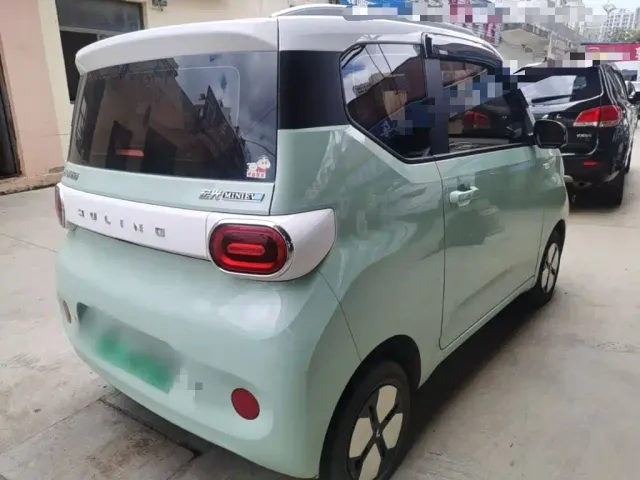 Wuling Hongguang Mini EV — Фото автомобиля 6