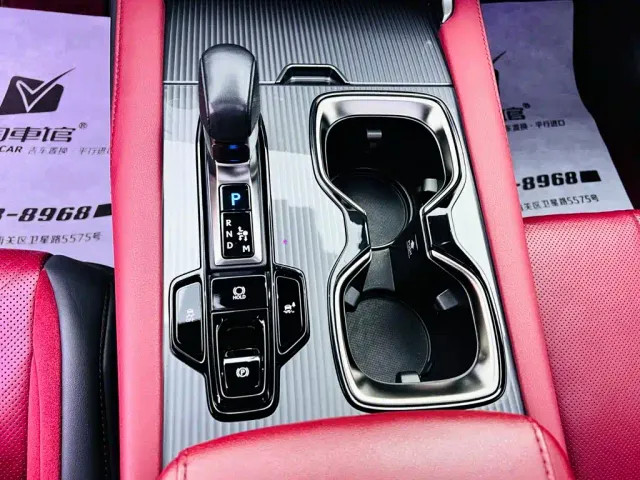 Lexus RX — Фото автомобиля 14