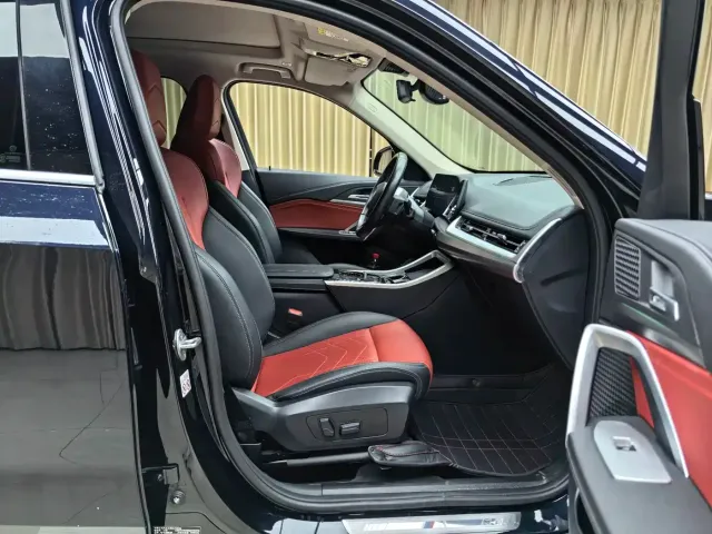 BMW X1 — Фото автомобиля 8
