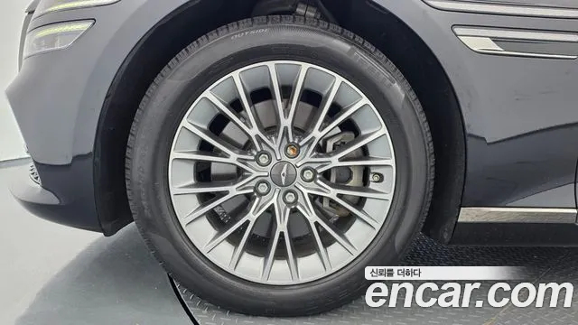 Genesis G80 RG3 — Фото автомобиля 5