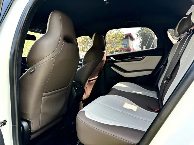 BYD Qin PLUS — Фото автомобиля 6