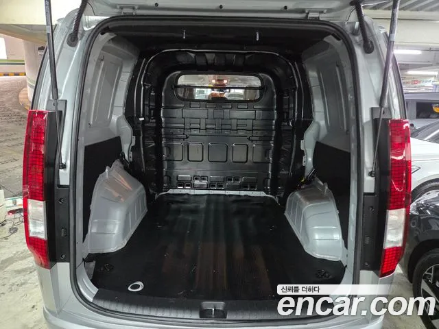 Hyundai Staria — Фото автомобиля 15