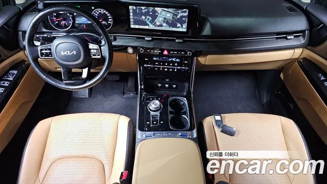 Kia Carnival Generation 4 — Фото автомобиля 10
