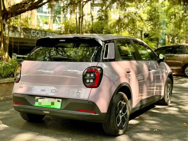 GAC AION UT super — Фото автомобиля 15
