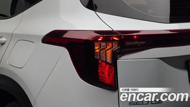 Kia Seltos — Фото автомобиля 8