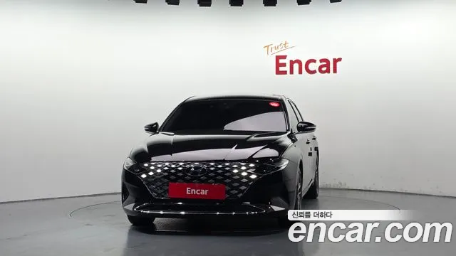 Hyundai Grandeur New — Фото автомобиля 3
