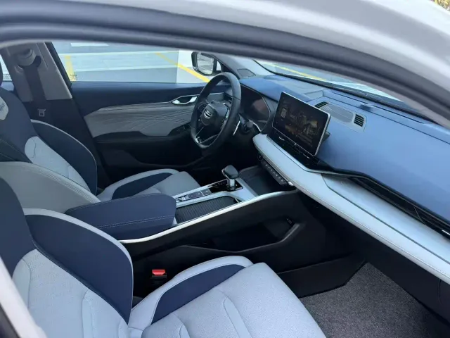 Geely Xingrui — Фото автомобиля 17