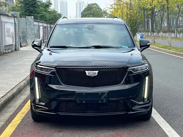Cadillac XT6 — Фото автомобиля 2