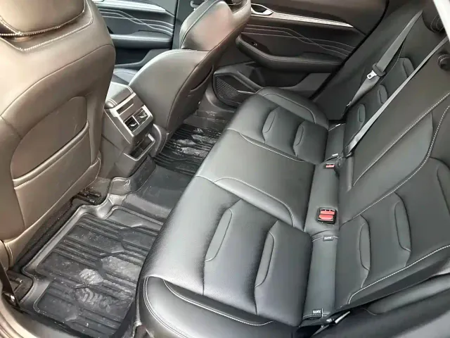 Geely Xingrui — Фото автомобиля 12