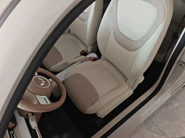 Wuling Hongguang Mini EV — Фото автомобиля 14