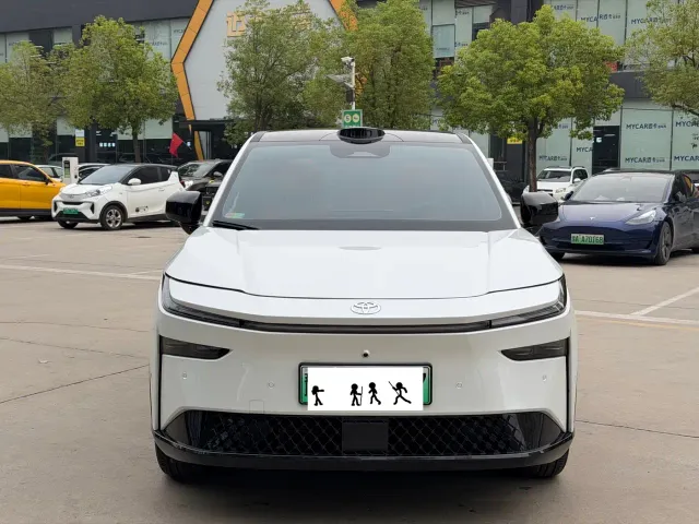 Toyota BoZhi 3X — Фото автомобиля 20