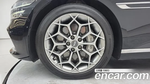 Genesis G80 RG3 — Фото автомобиля 5