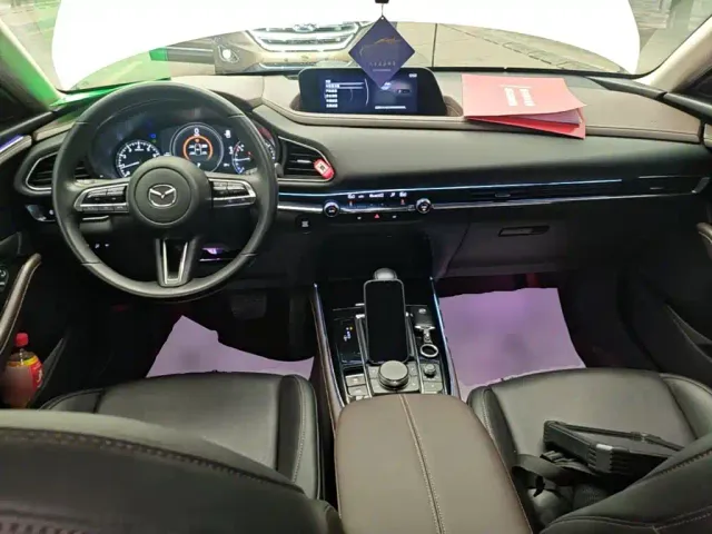 Mazda CX-30 — Фото автомобиля 9