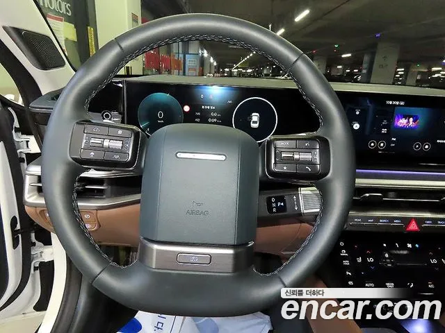 Hyundai Grandeur GN7 — Фото автомобиля 8