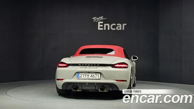 Porsche 718 — Фото автомобиля 4