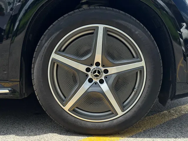 Mercedes-Benz EQS SUV — Фото автомобиля 5