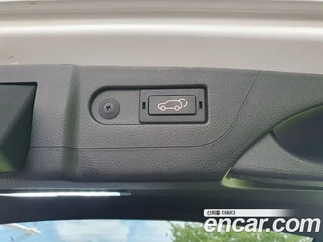 KG_Mobility_Ssangyong Rexton Rexton Arena Дизель 2.2 4WD — Фото автомобиля 16