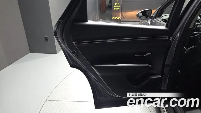 Hyundai Tucson Tucson (NX4) Бензин 1.6 турбо 2WD — Фото автомобиля 23