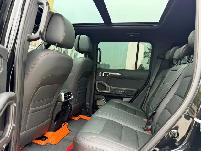 Jetour T2 — Фото автомобиля 6