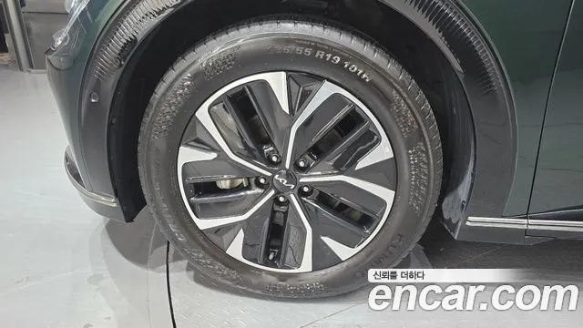 Kia EV6 — Фото автомобиля 5