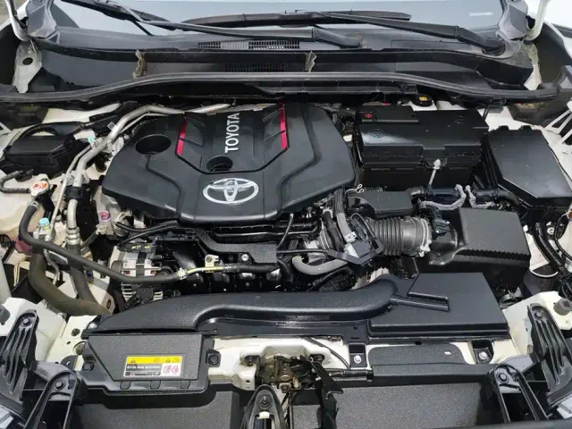 Toyota Corolla Cross — Фото автомобиля 10