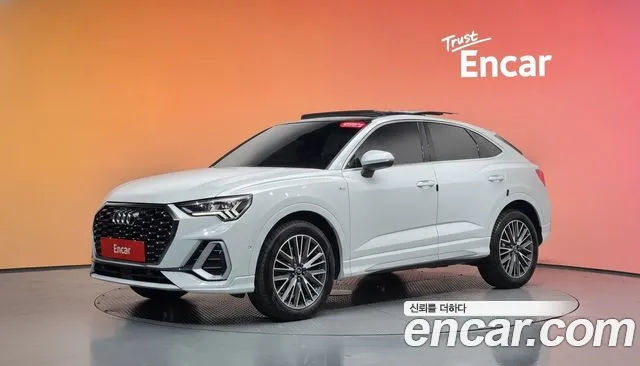 Фотография автомобиля — Audi Q3 F3