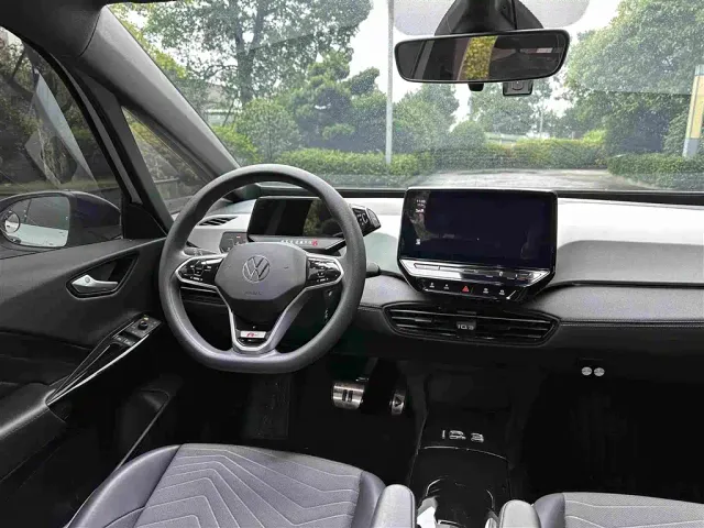 Volkswagen ID.3 — Фото автомобиля 8