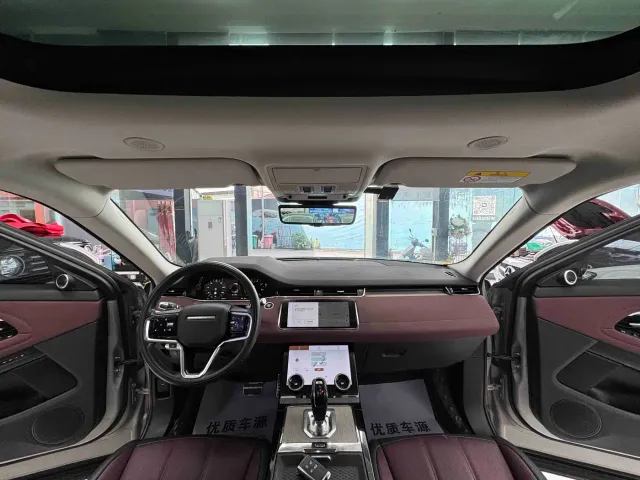 Land Rover Range Rover Evoque 2021 Range Rover Evoque L 249PS R-Dynamic SE Luxury Edition — Фото автомобиля 12
