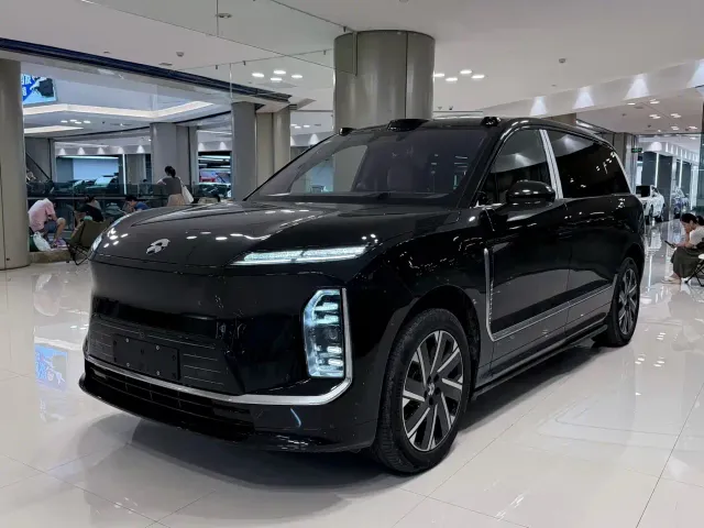 Фотография автомобиля — Nio ES9