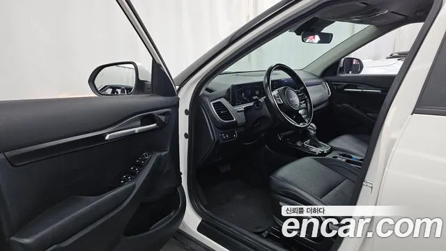 Kia Seltos New — Фото автомобиля 10